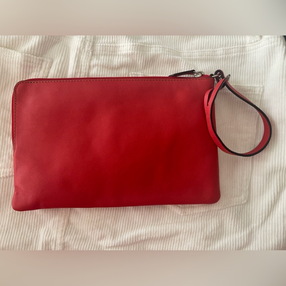 THE COACH STORY NEW YORK ZIPPERED CLUTCH BAG - Picture 4 of 7